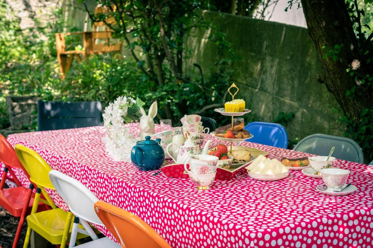 באת' The Wonderland Townhouse - Alice In Wonderland 7Bdr Home מראה חיצוני תמונה